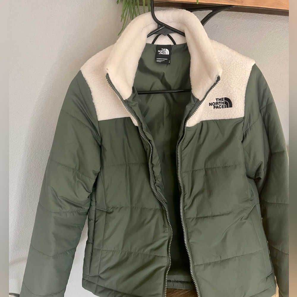 North face, Sherpa, green and cream jacket size small